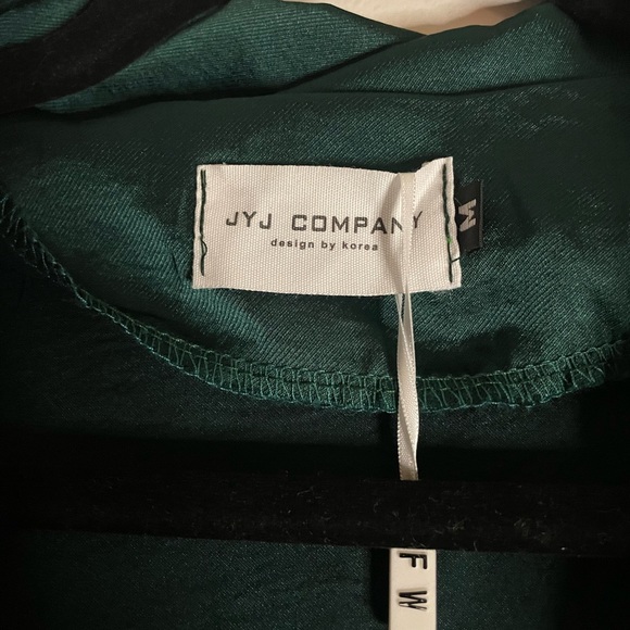 Green Silk Jacket - Picture 3 of 7